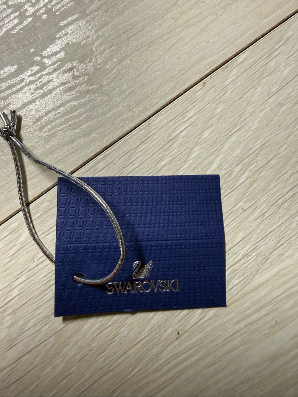Swarovski Crystal Fish Pendant Necklace Discontinued - Picture 9 of 10
